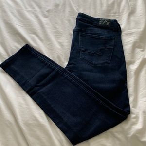 American Eagle dark blue skinny Jean